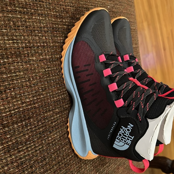 THE NORTH FACE women’s Wayroute Futerlight - Picture 7 of 16